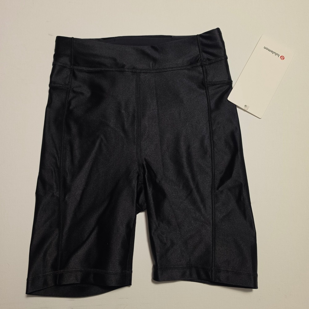 Lululemon Satin Shine High Rise Short 6 Black Size 2 LW7DHES BLK